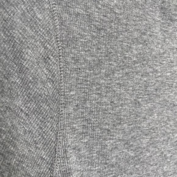 Aeropostale Womens Top Size L Y2K Light Gray Short Sleeve Pullover Casual - Picture 11 of 11